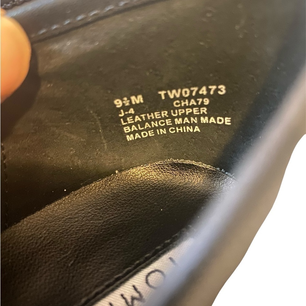 NWT Vintage Tommy Hilfiger Black Leather Chunky Heel Womens Platform Shoes 9.5 - Picture 3 of 9